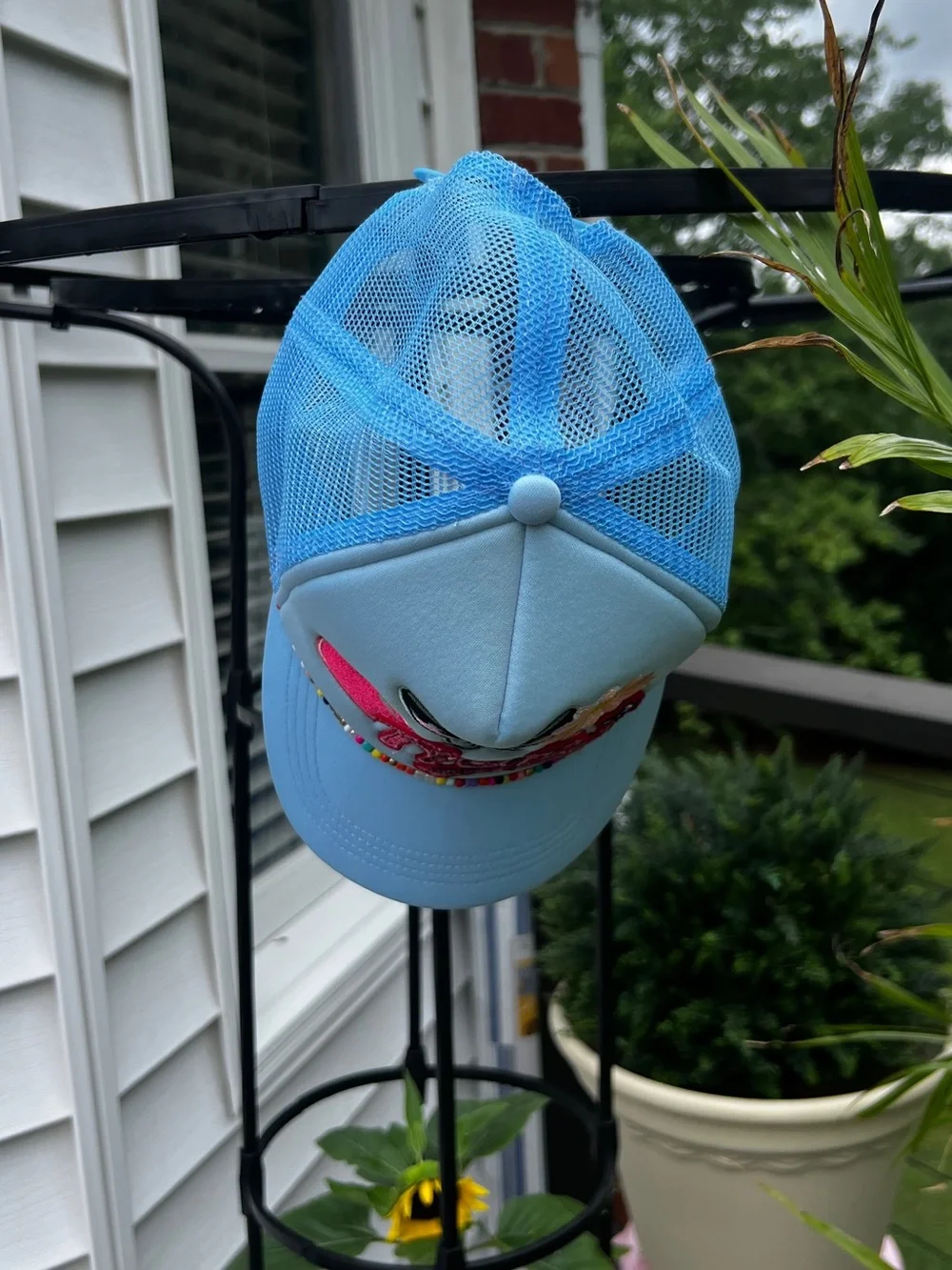 Pretty Blue Trucker Hat Butterfly Daisy Beaded Snapback NWOT